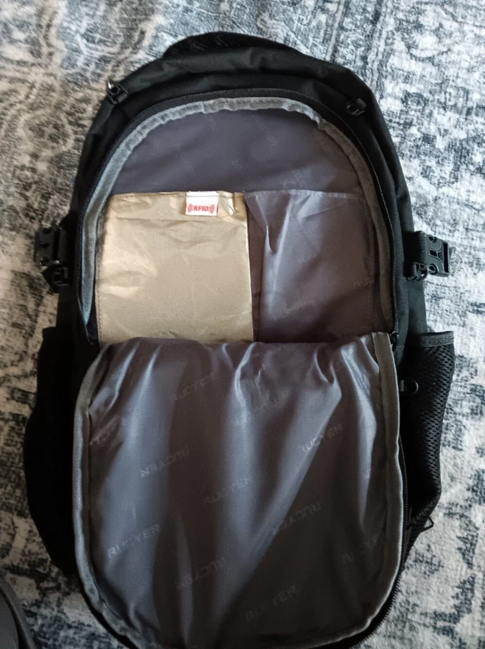 Rucyen Backpack. With Refection Strips.
